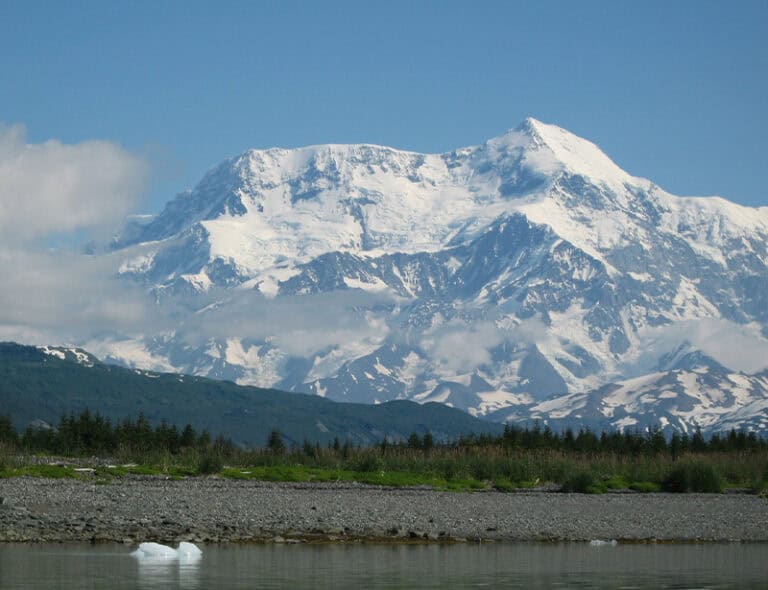 12 Tallest Mountains In The US That You Should See
